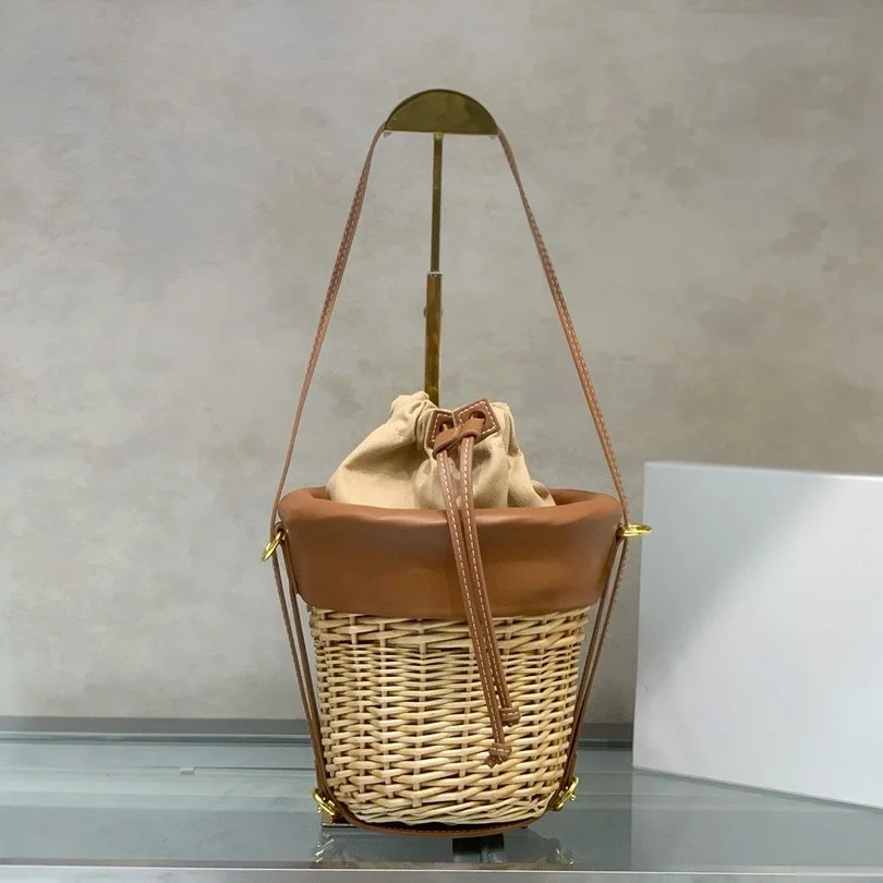 

Vacation style grass bucket bag 2024 new vegetable basket summer grass woven bag cowhide edge Natural Grass Woven Bag
