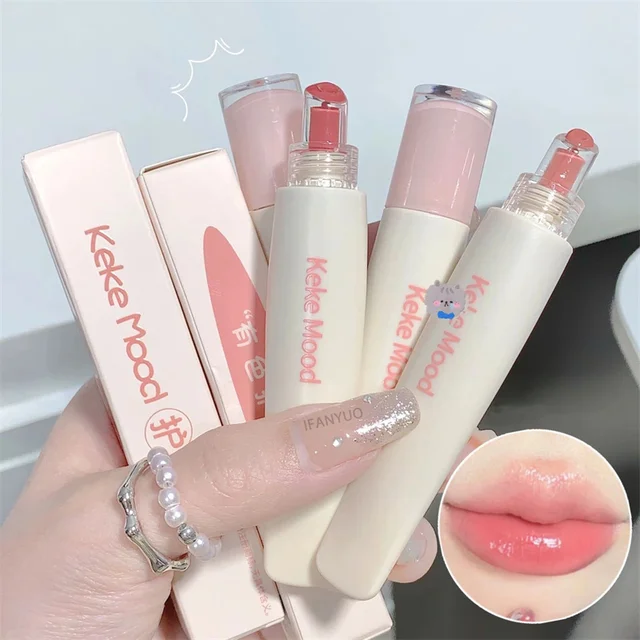 Jelly Water Lip Gloss Gel: Moisturizing with a Touch of Transparency