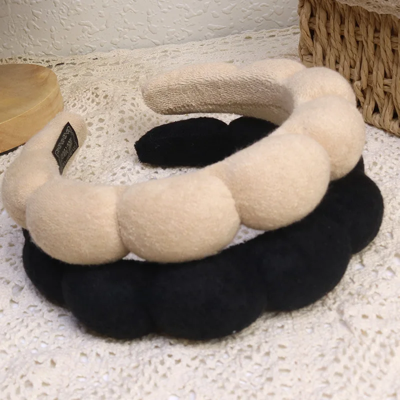 Luxury Microfiber Spa Set: Plush Wristbands & Puffy Headband