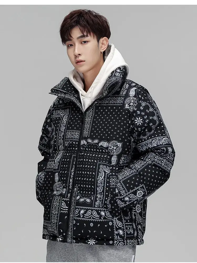 Рисунок 6 - Брендовый пуховик с воротником-стойкой