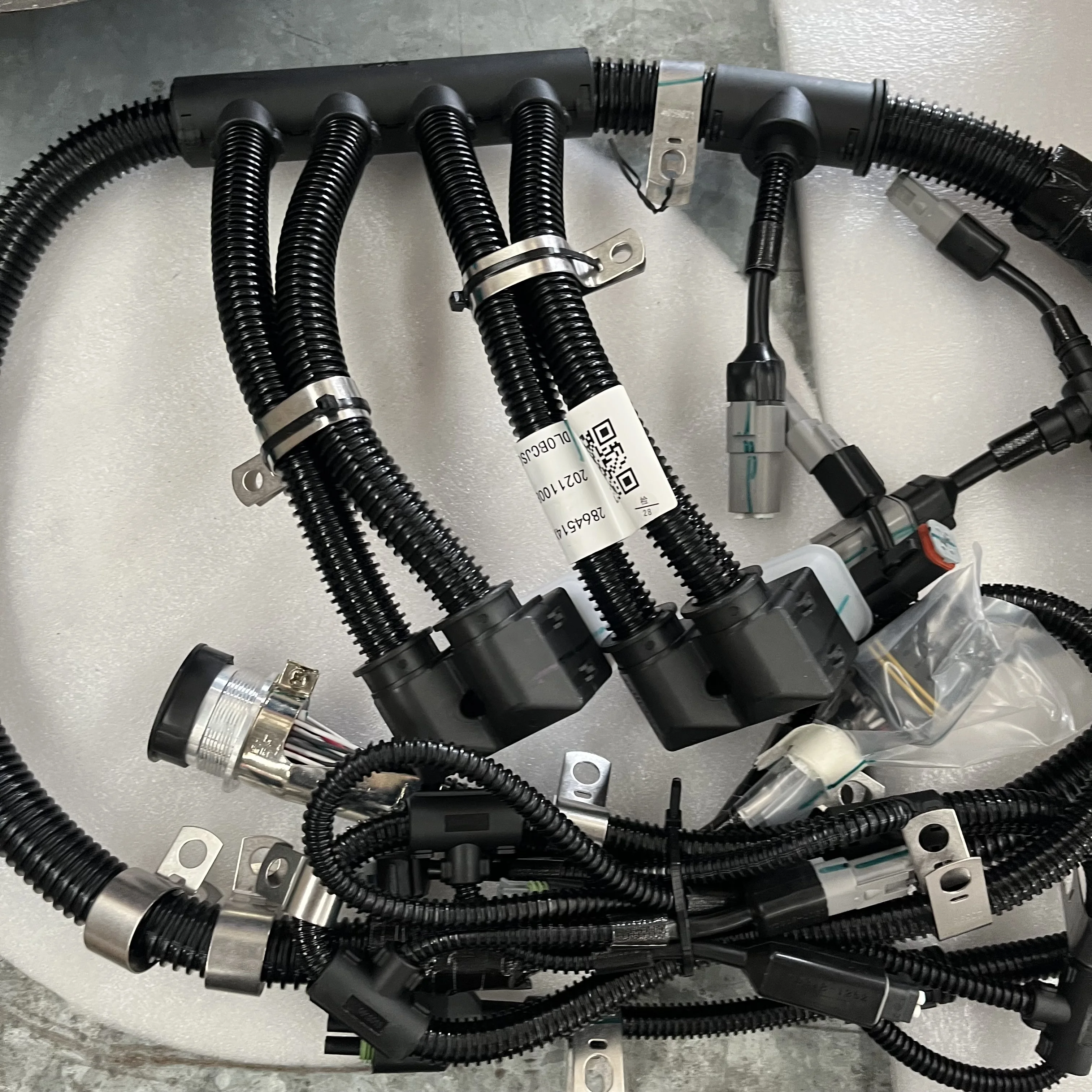 

Cummins Foton ISF3.8 Engine Wiring Harness 5267147 5306289 5306277 5306279
