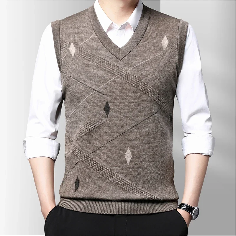Men's Thickened Casual Sweater Tank Top Autumn and Winter Warm Men's Vest men sweater vests mens knitted vest