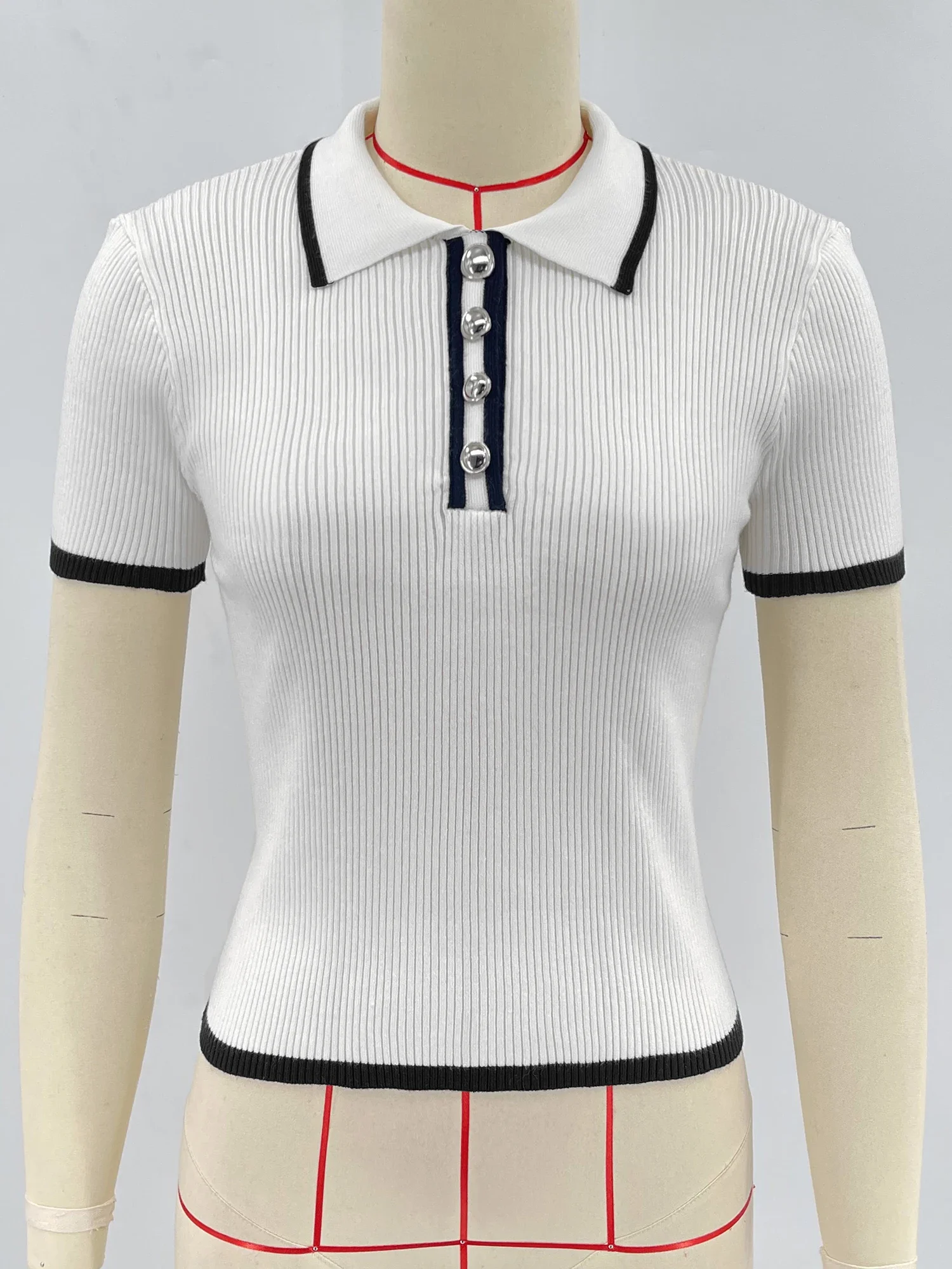 Knitted Short Sleeve Pullover Model Wearing