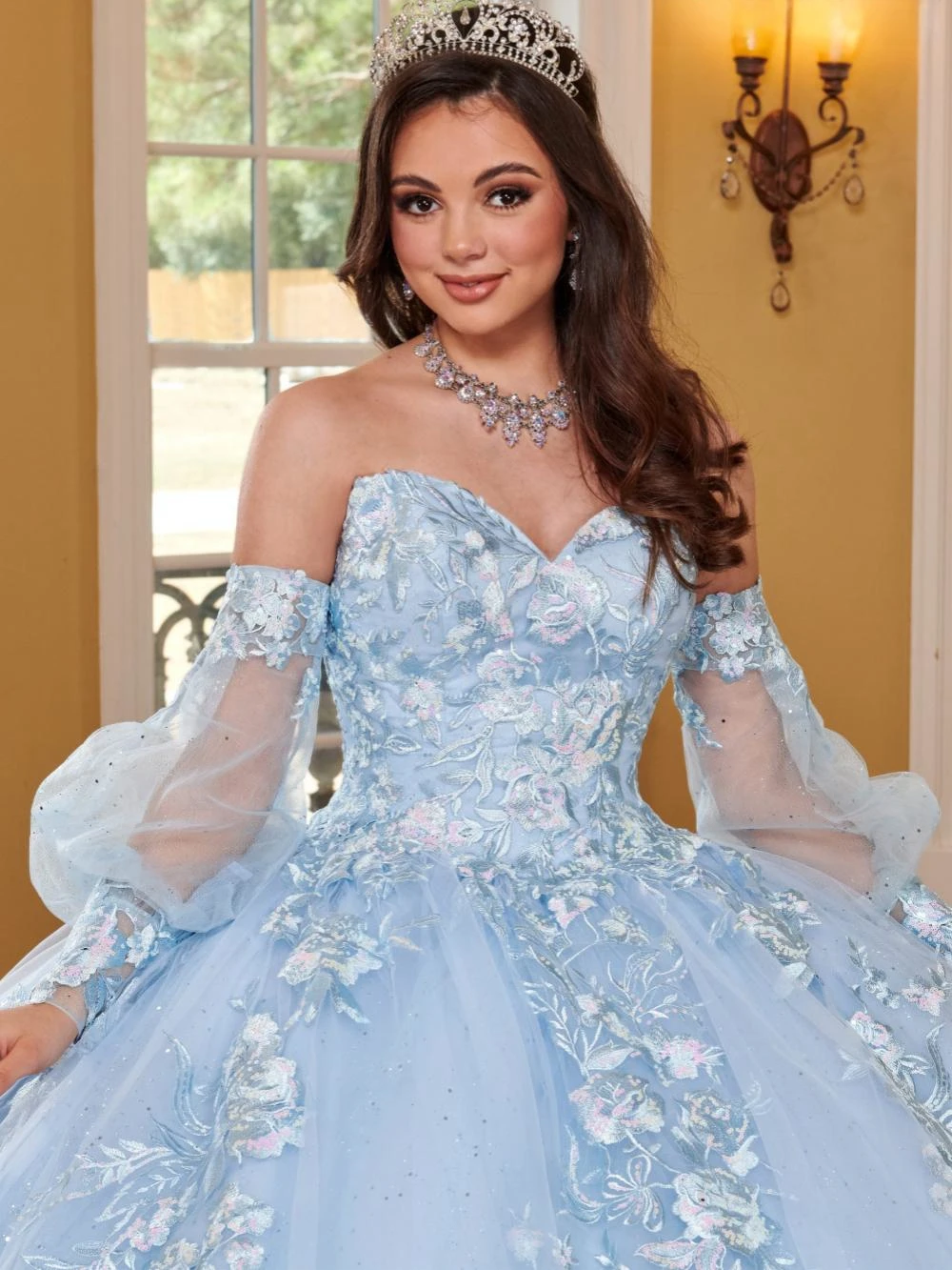 Charmante himmelblaue Quince anrra Ballkleider abnehmbare Ärmel Prinzessin lange funkelnde Pailletten Applikationen süße 16 Kleid Vestidos