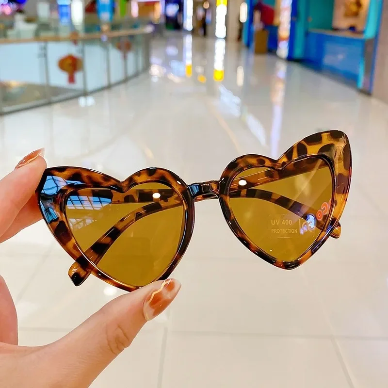 Fashion Baby Kids Sunglasses Love Heart Frame Unisex Children Boys Girls UV Protection Outdoor Shades Glasses