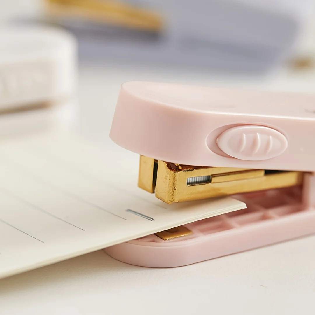Portable Mini Stapler + Staples, Office Desktop Binding Machine, Binding Tool, Stationery - 5