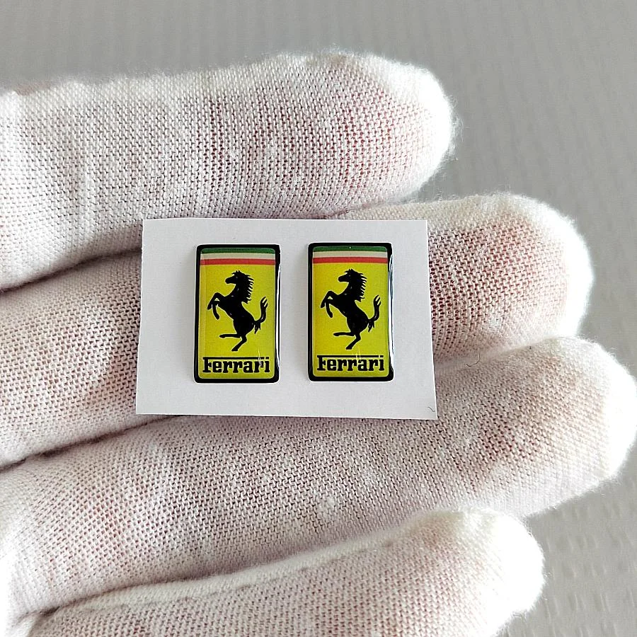Ferrari ABS interieur modificatie stickers details