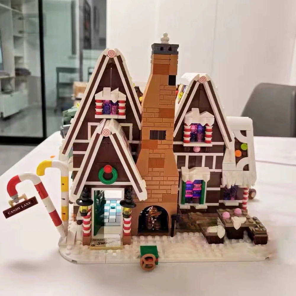 Compatible 10267 Winter Village Ideas Gingerbread House Model Building