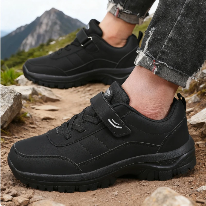 Men's Shoes Middle-aged Elderly Walking Shoes Fashion Comfortable Men's Spring Autumn Shoes One Foot Stepping Elderly Sneakers