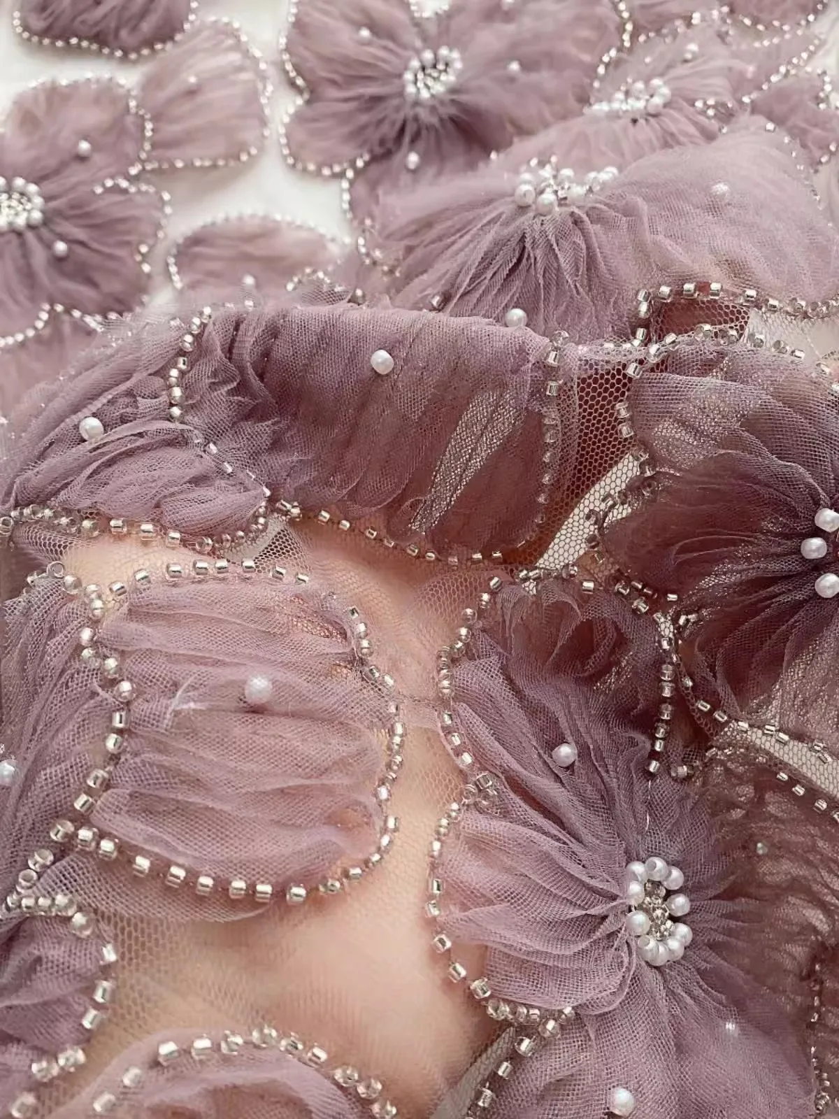 High-grade grape purple embroidery pearl hook lace fabric dress wedding dress cheongsam strap skirt custom fabric