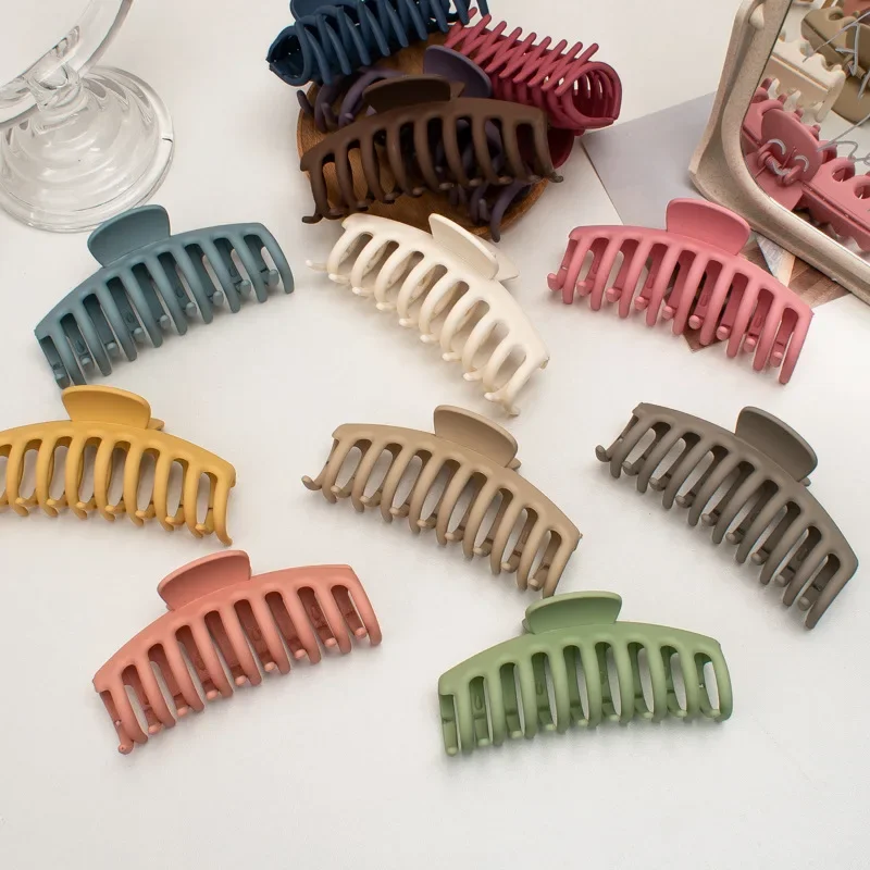 

Girls Back Clip Shark Clip Big Hair Crab Hair Accessories New Frosted Plastic Hair Clip for Women