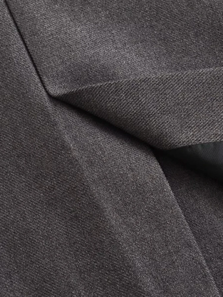 Рисунок 6 - Женский модный двубортный прямой офисный Блейзер