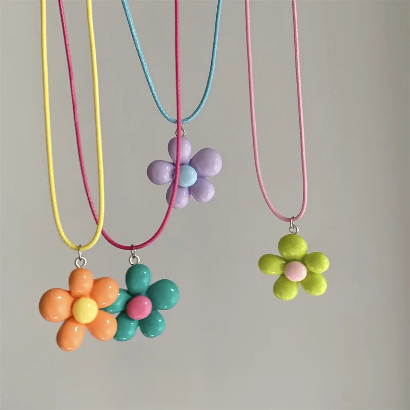 LATS Sweet Colorful Flower Pendant Necklace for Women Girl Floral Design Rope Chain Chokers Fashion Jewelry Gift