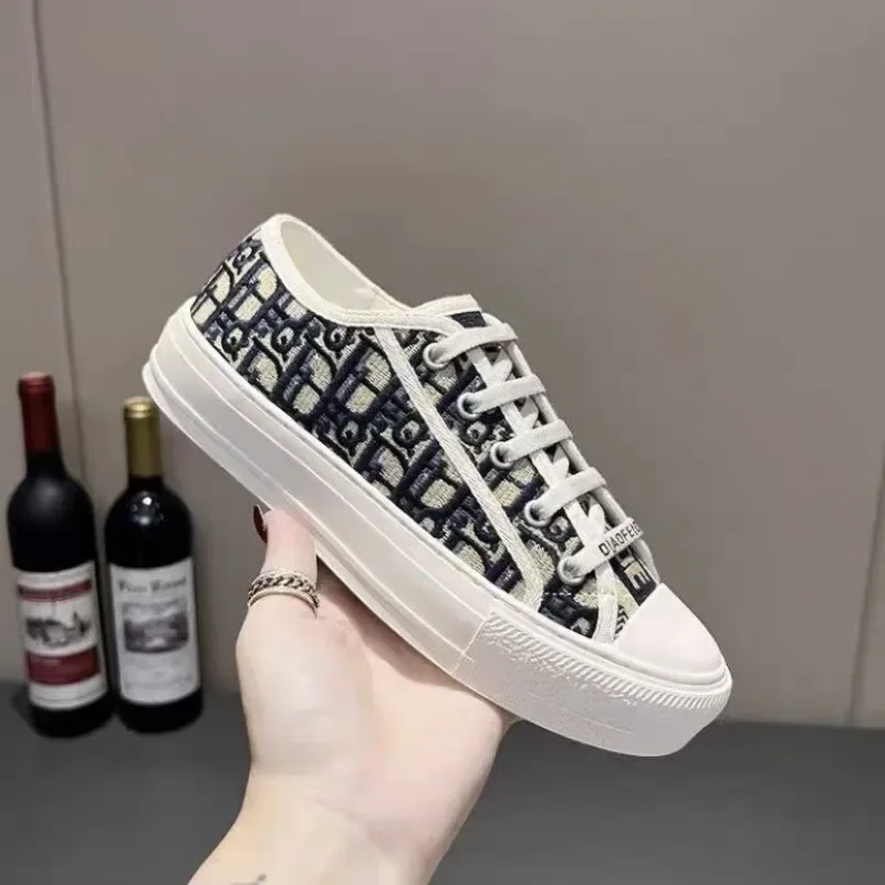 Embroidered canvas shoes, new lace up white shoes, thick sole with increased height inside, comfortable casual sports shoes 6
