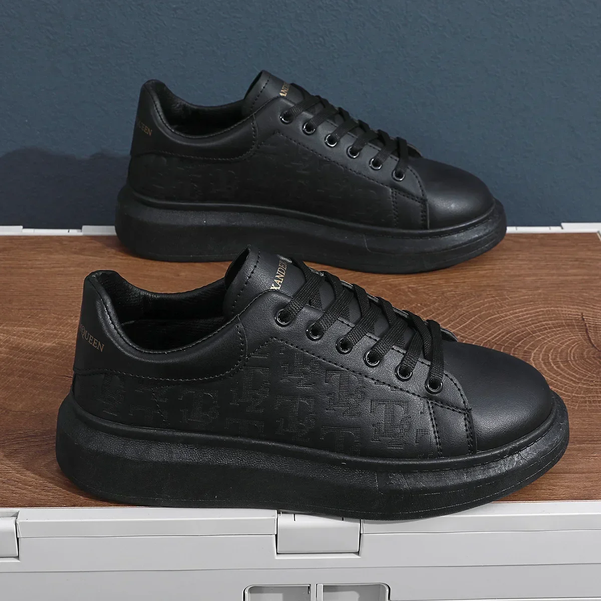 Leather Casual Shoes Men Lace-up Thick Sole Casual Sneakers Versatile Leather Muffin Shoes Elevated Male Board Footwear