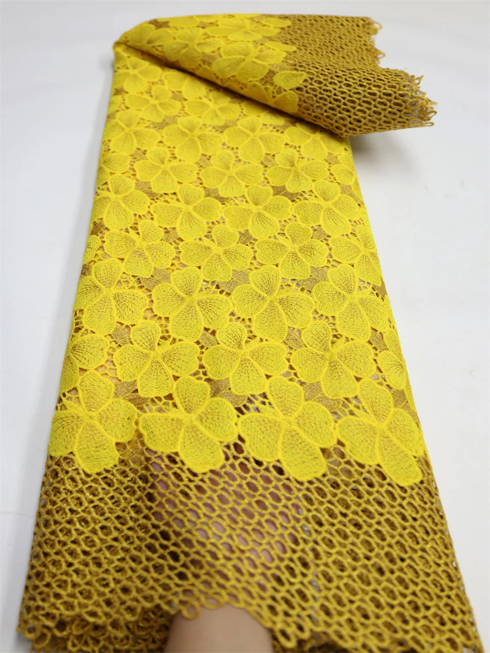 High Quality African Guipure Cord Lace Fabric with Sequins French Nigeria Lace Fabric for Luxury Wedding Material QF1406-1
