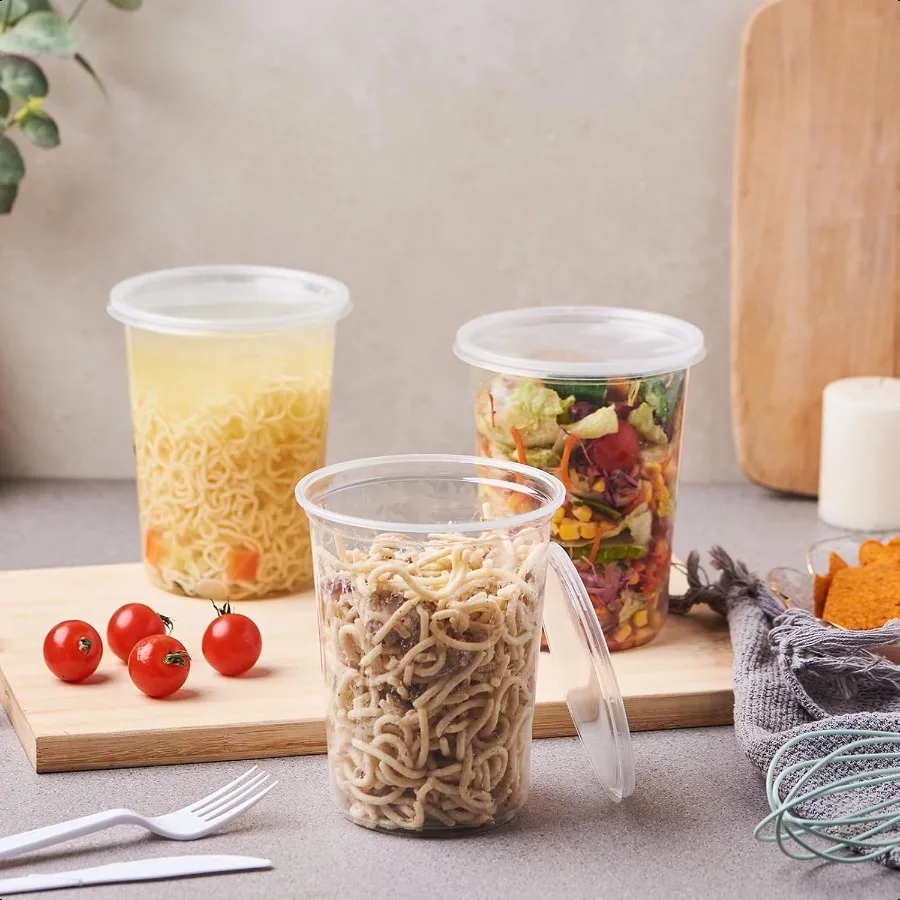 32 oz Plastic Food Storage Containers with Lids