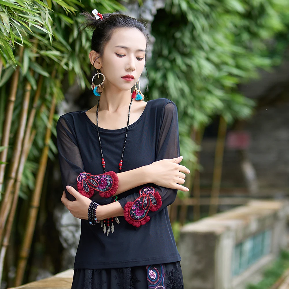 

2023 autumn new chinese retro ethnic style round collar half sleeve embroidered modal mesh stitching base t-shirt daily top s594