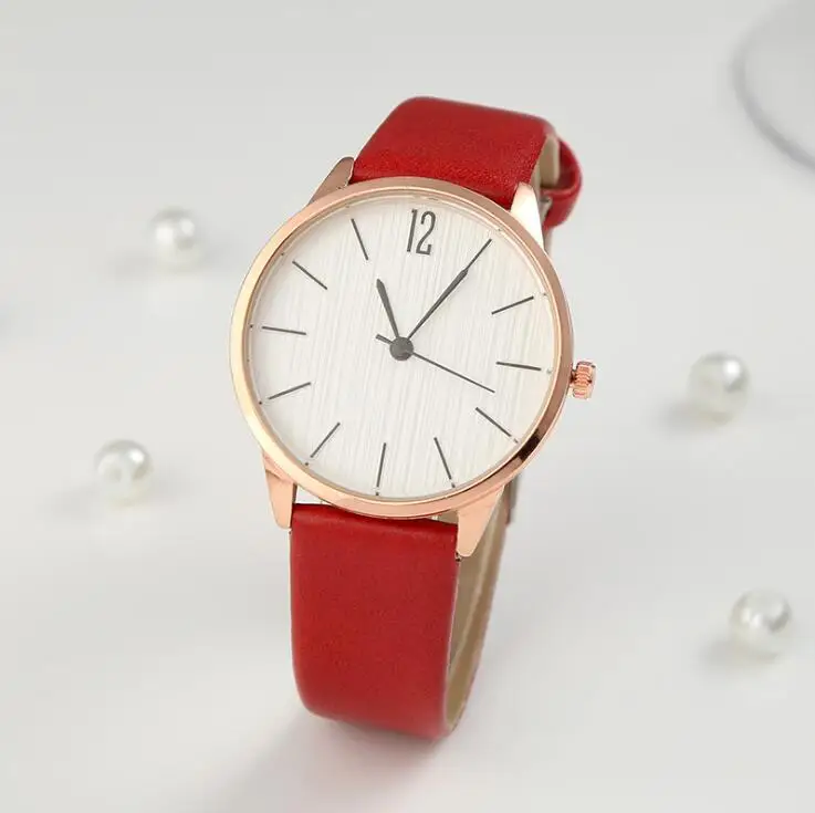 

Classic Fashion Women Men Quartz Watch Mens Women Watches Luxury Retro Big diamond Wristwatches
