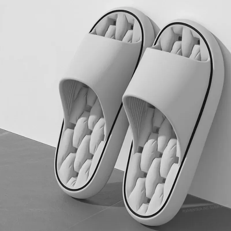 Bathroom House Slippers Leaking Quick-Drying Shower Slipper Light Weight Waterleaky Beach Flip Flops Women Swimming Slides 2