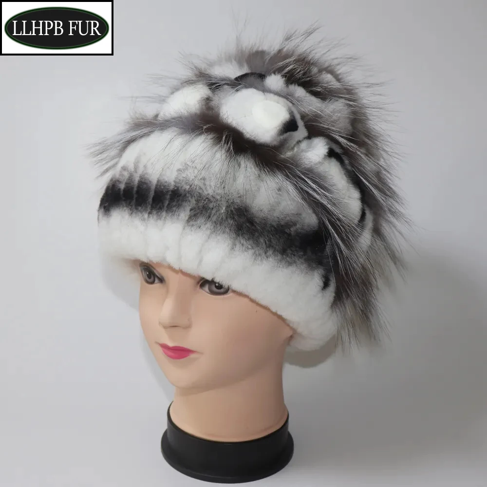 

Зимняя женская трикотажная шапка ручной вязки