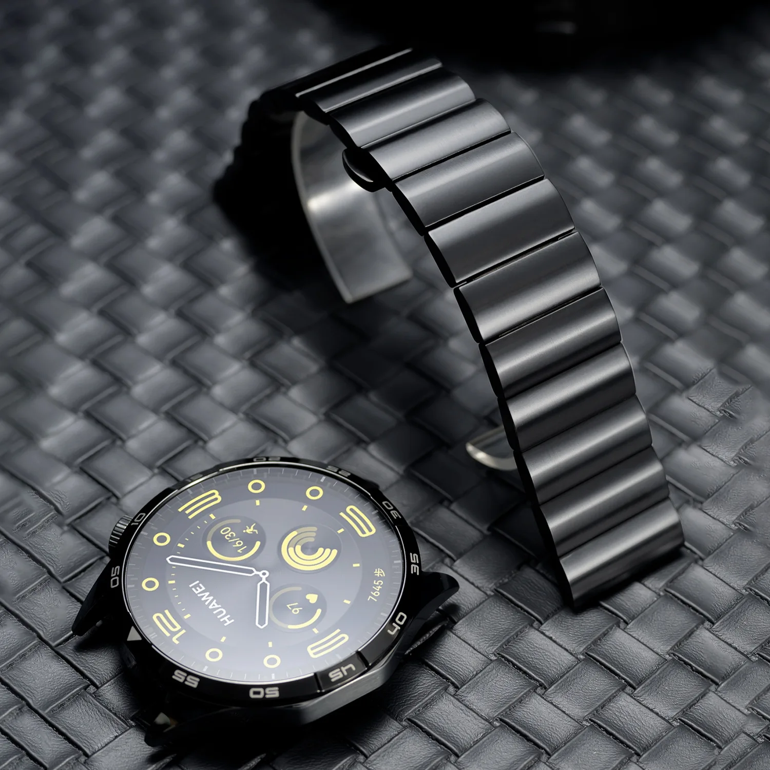 Premium 22mm Titanium Wristband Replacement Bracelet