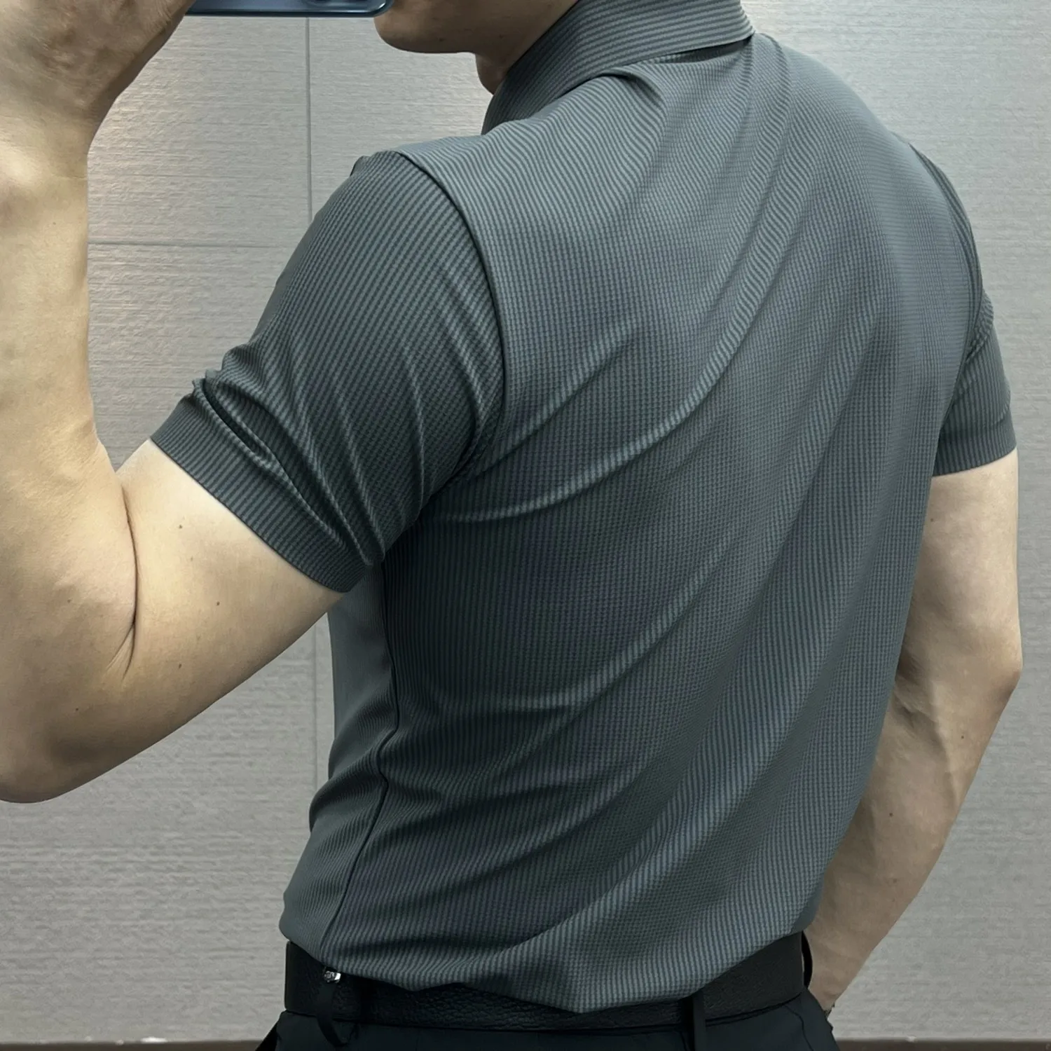 Summer New Seamless Buckle Lapel Thin Breathable Short Sleeve Polo Shirt Men's Solid Simple Patchwork Slim Smart Casual Top 2024