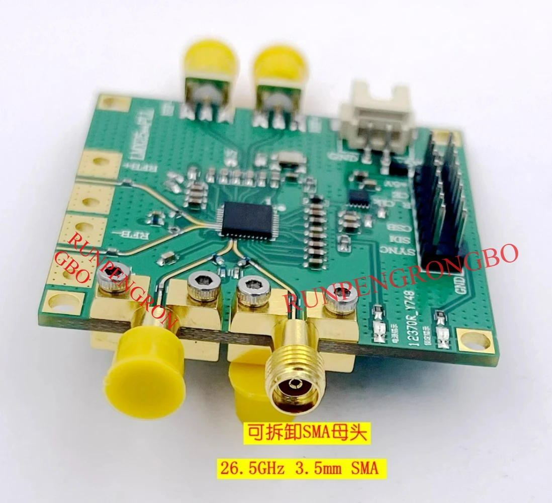 LMX2592 10GHz 주파수 소스 모듈 위상 고정 루프 저잡음 20M-10GHz 광대역 출력은 TFT 주 제어를 지원합니다.