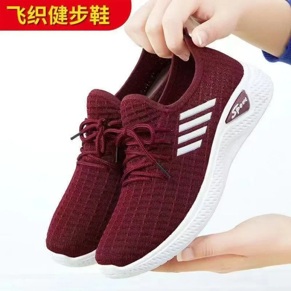 Women's Knit Low-Top Flats Soft Sole Mesh Upper Casual Mom Shoes Spring and Summer Everyday Wear