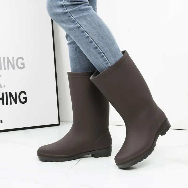 New Women Fashion Mid-calf Rain Boots Waterproof Solid Color Non-slip Rainboots Female Water Shoes Wellies Boots