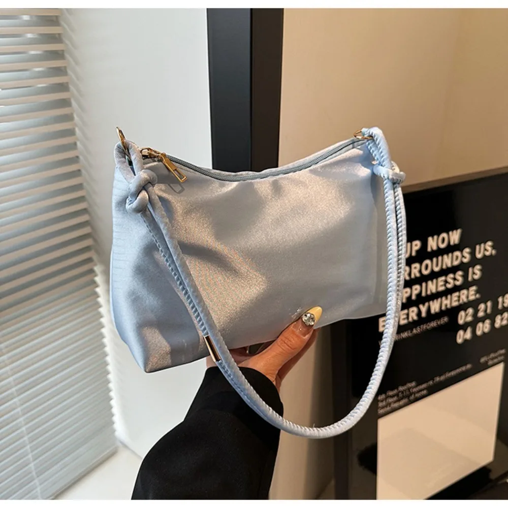 Borsa a tracolla elegante alla moda in tinta unita di alta qualità Borsa a tracolla per il tempo libero in raso di stoffa liscia sotto le ascelle - immagine 4