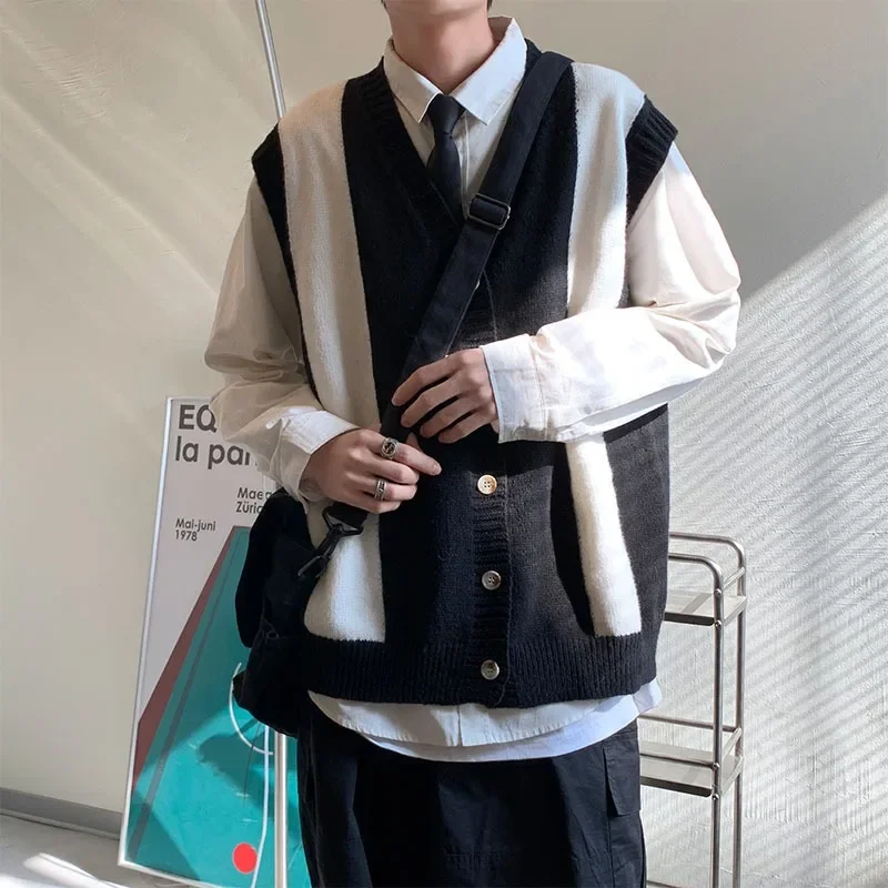 Vintage Sweater Vest Men Knitted Patchwork Sleeveless V-neck Teens Outwear Preppy Cool Ulzzang Casual Mens Clothes Fashion Daily
