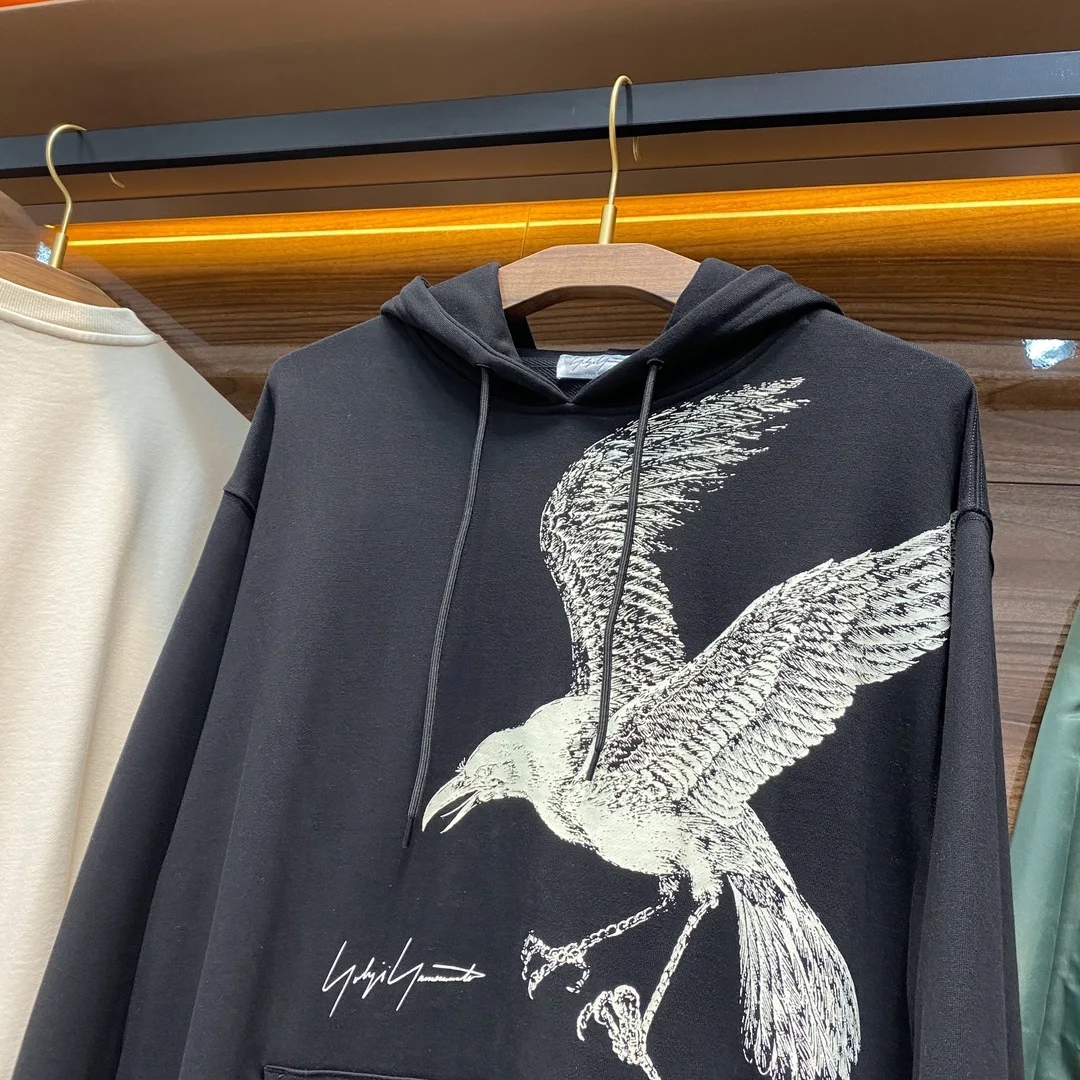 Рисунок 5 - Черная Толстовка Yamamoto Yoshi Y3