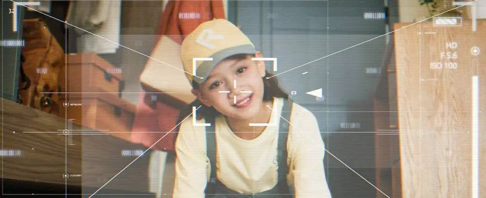 Loona Robot Intelligent Domestique