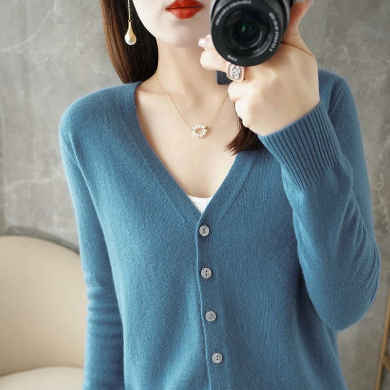 Women's cardigan 2024 single shoulder knitted long sleeved warm knitted cardigan Korean version fashionable spring casual sweate 5