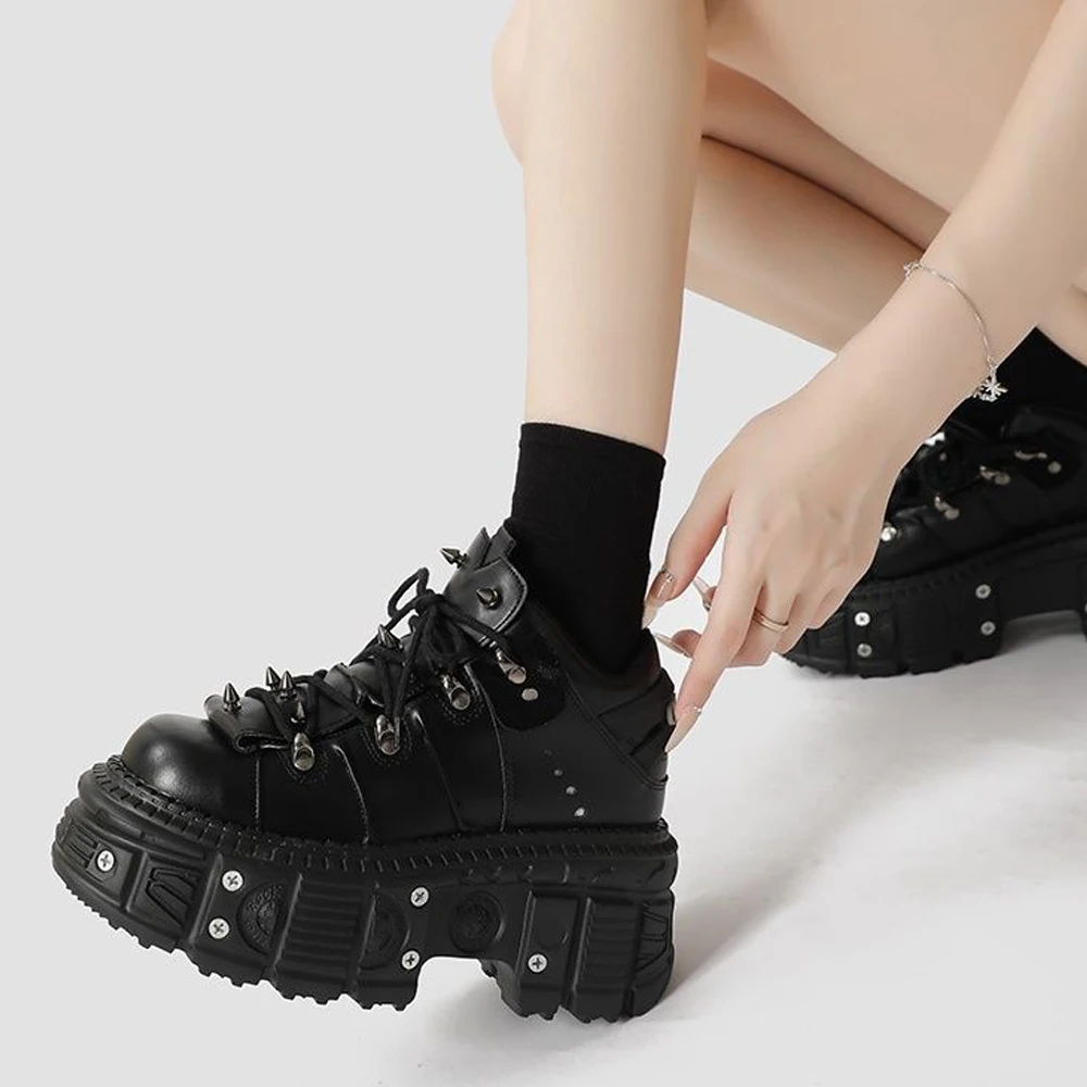 여성용 펑크 앵클 부츠, 라운드 토 리벳, 금속 장식, 레이스업 플랫폼, Botas Mujer 2024 트렌드 오토바이 고딕 신발