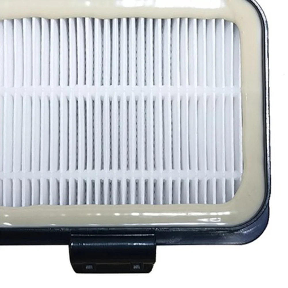 Détail des filtres de rechange pour aspirateur Bosch GAS 18V, texture et matériau visibles
