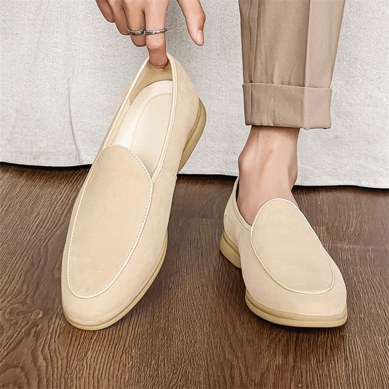 Fashion Men's Classic British Style Loafers Moccasins Men Casual Shoes Suede Leather Mens Light Comfortable Driving Flats