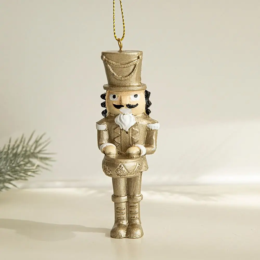 Resin Gold Christmas Hanging Decoration Deer Horse Hazelnut Pinecone Hanging Pendant Resin Angel Soldier Christmas Tree Ornament