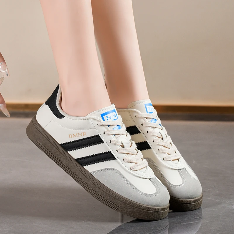 Casual Women Running Shoes Versatile, Breathable, Elevated Sports and Casual Walking Board Shoes Blue Pink White 35-40