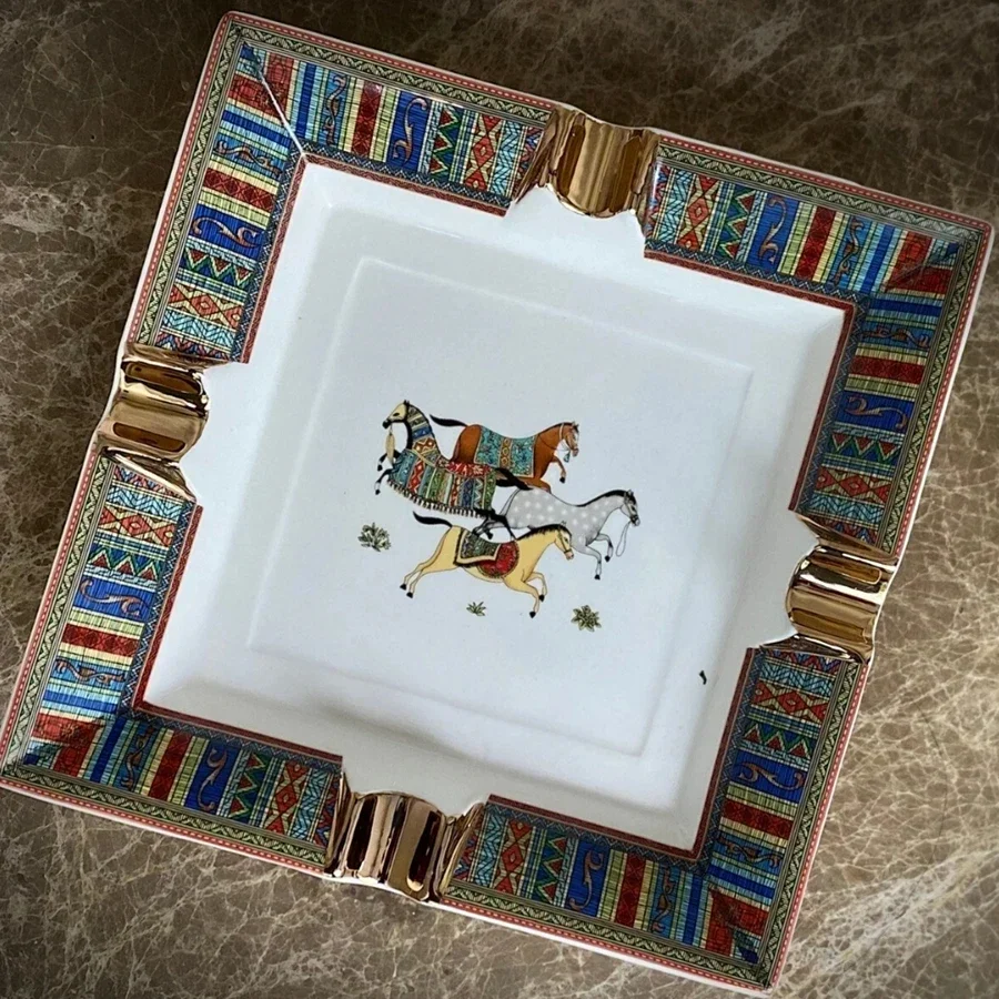 Luxury Handmade Ceramic Horse Pattern Cigar Ashtray