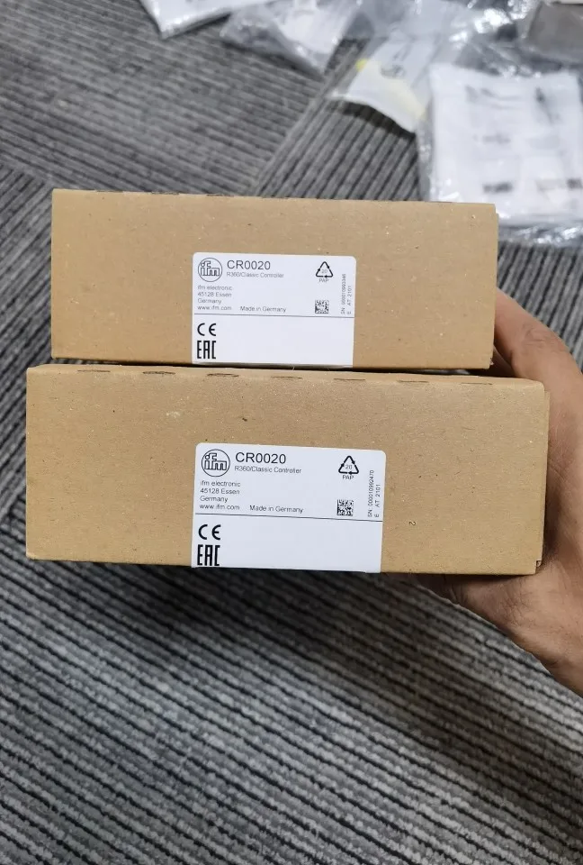 

Free Shipping IFM CR0020 Controller For Spot Production Of Construction Machinery