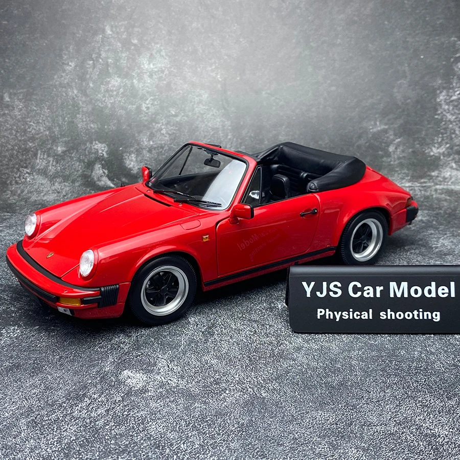 Minichamps Diecast model 1:18 911 CARRERA 3.2 TARGA 1983 car