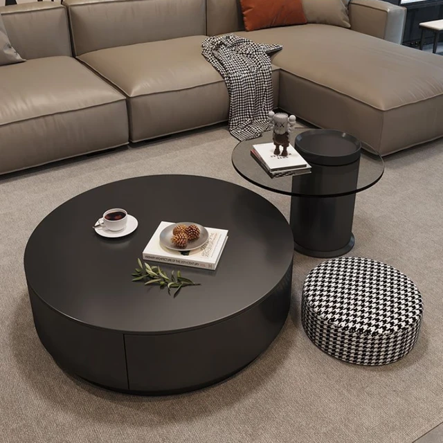 편리함과 세련됨이 조화를 이룬 모던 사이드 테이블