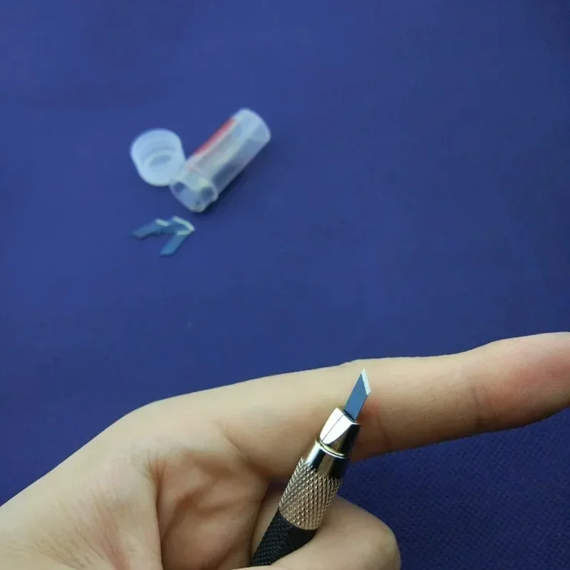 HSIANG Model Tool Multifunctional Metallic Pen Knife with Replacement Blades Model Tool Set for Military Craft Tools DIY