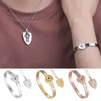1 Set Beautiful Unisex Heart Bracelet Key Charm Choker Set Non-fading Bracelet Choker Set Bright Luster for Dating 1