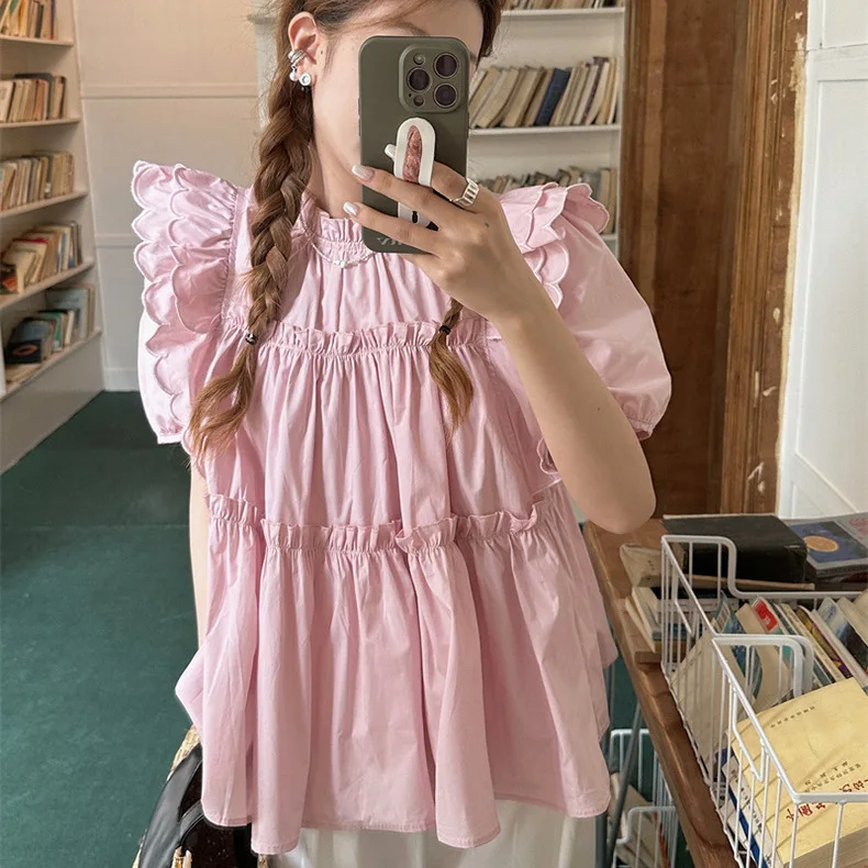 ตัวเลือกสินค้า เสื้อเชิ้ตแขนสั้นสีขาว ดีไซน์จีบด้านหน้า ใส่ได้ทุกโอกาส
