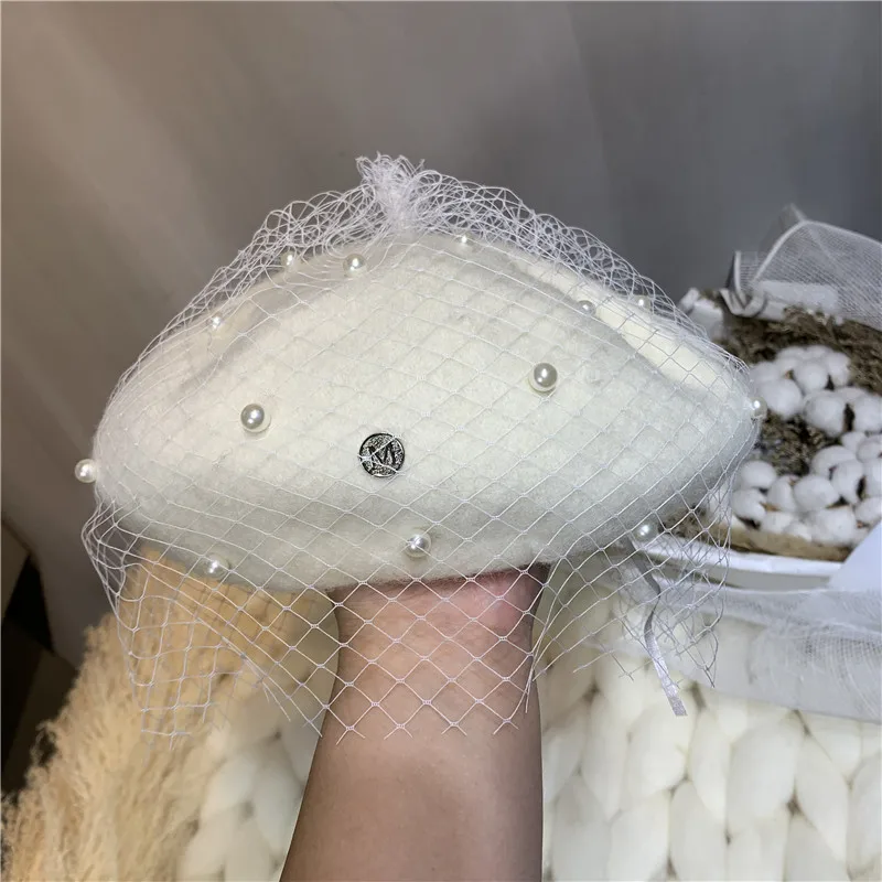 Žhavý výprodej fascinující síťovaný závoj vlněný baret módní písmeno M dámské perlové zimní teplé barety vintage plstěný francouzský malířský klobouk_voghion.com