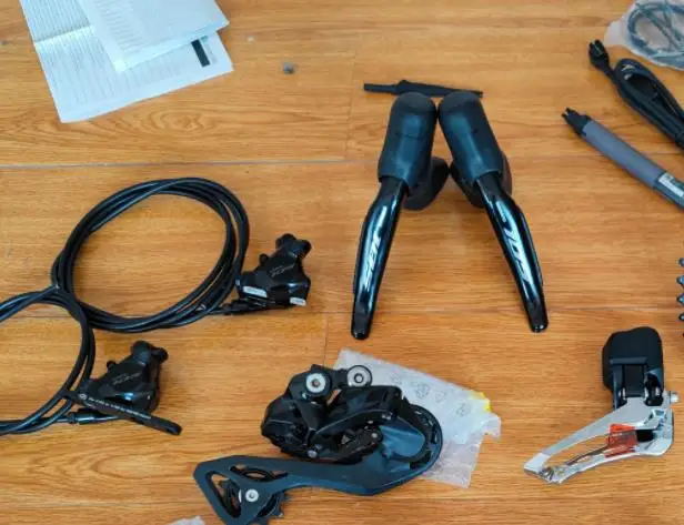 Di2 105 R7170 Gruppo 2*12S Bici Da Strada Deragliatore Anteriore-Deragliatore Posteriore-Batteria-Freno A Disco Idraulico