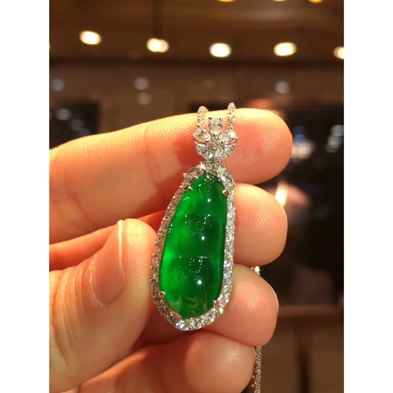 

Natural Emerald Pendant Manyu Buddha Fu Beans Guanyin Inlaid Men and Women